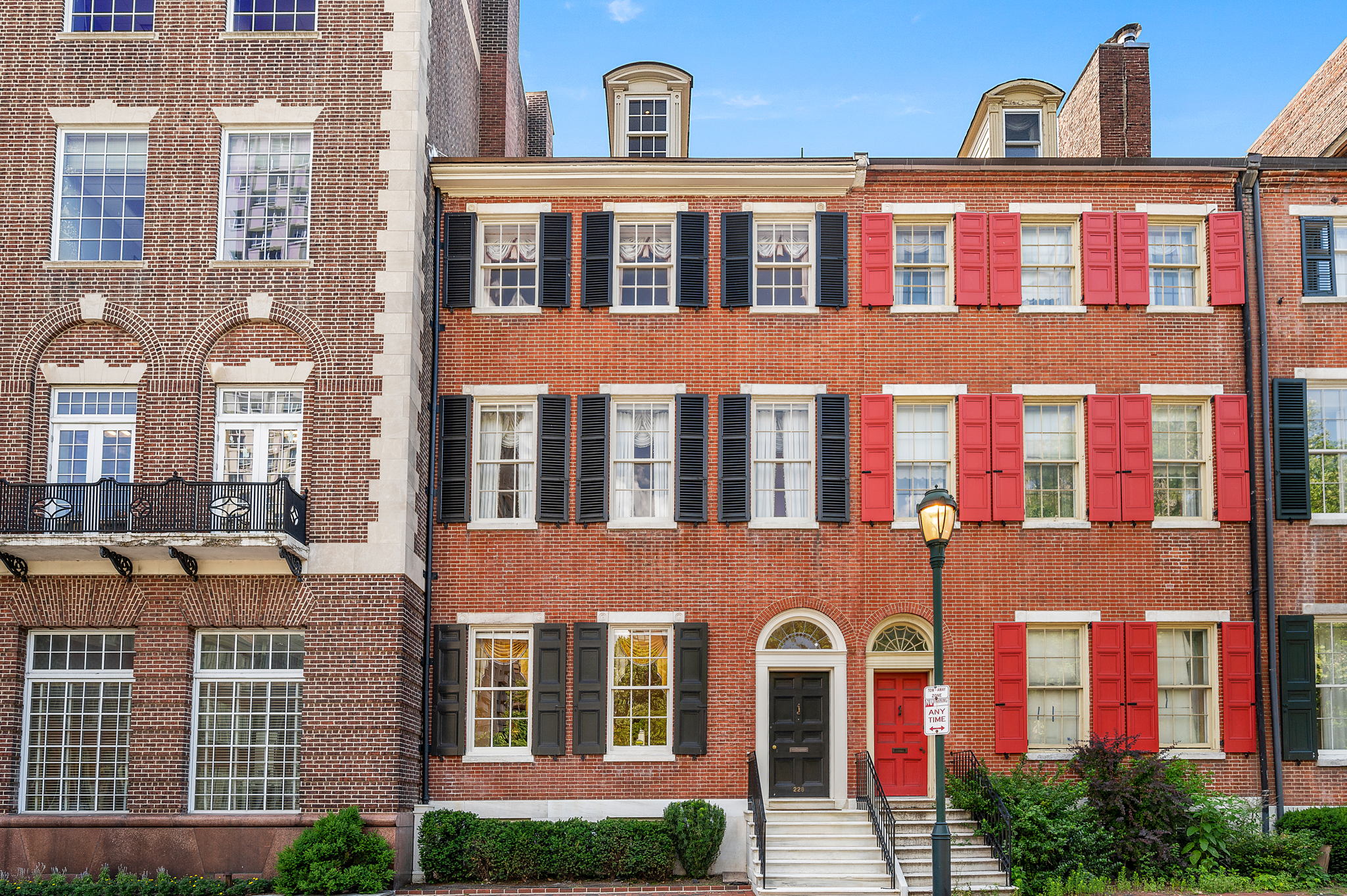 Philadelphia attached home exterior