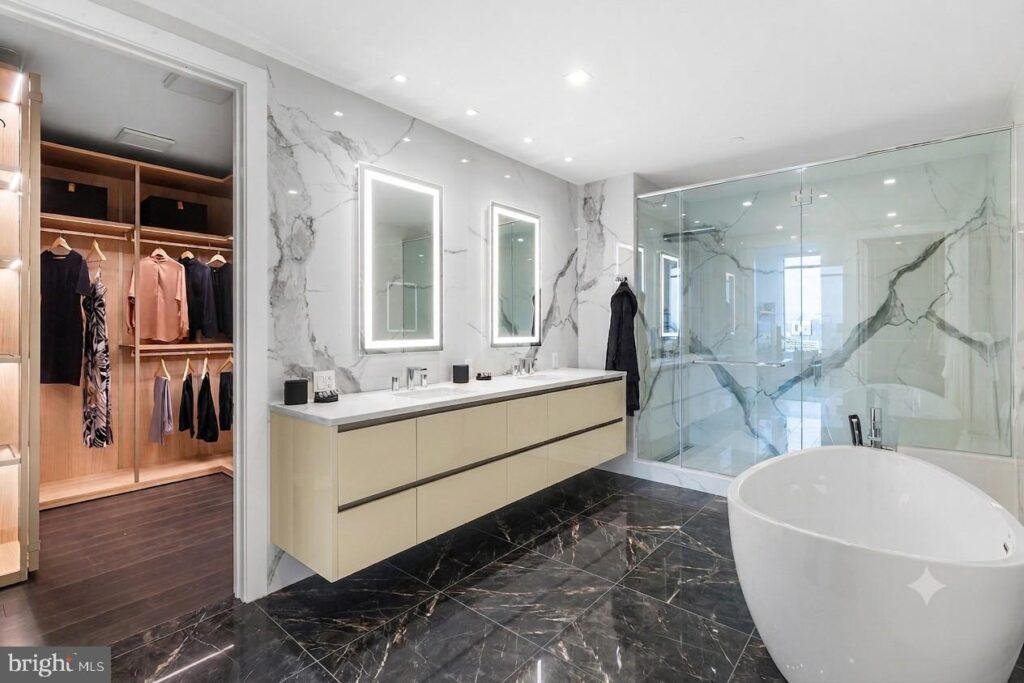 Laurel 3103 Bath 1